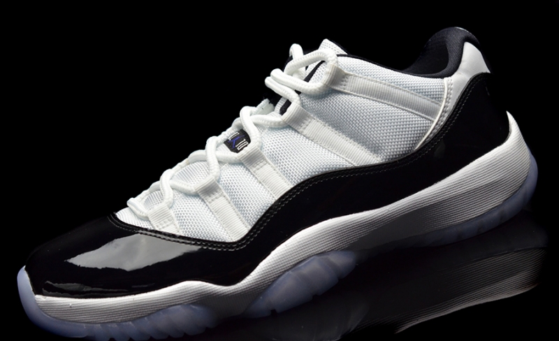 Air Jordan 11 Low Concord
