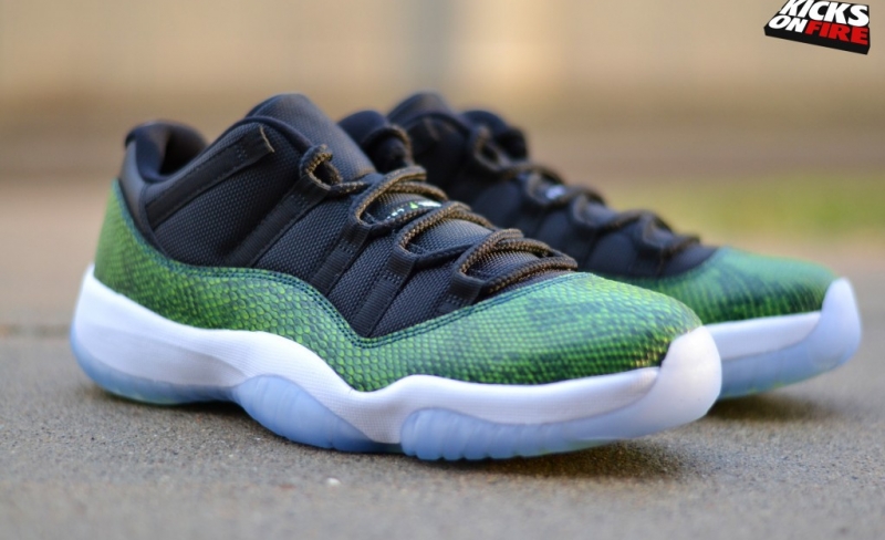 Air Jordan 11 Low Green Snakeskin