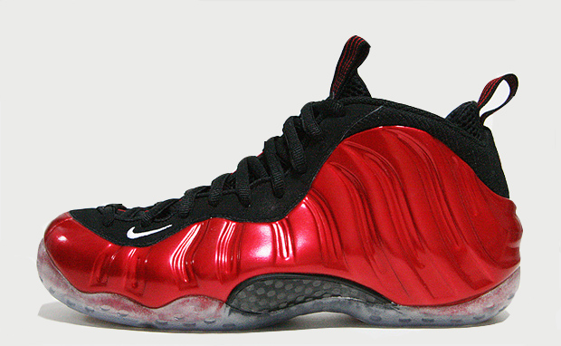 Nike Air Foamposite One Metallic Red