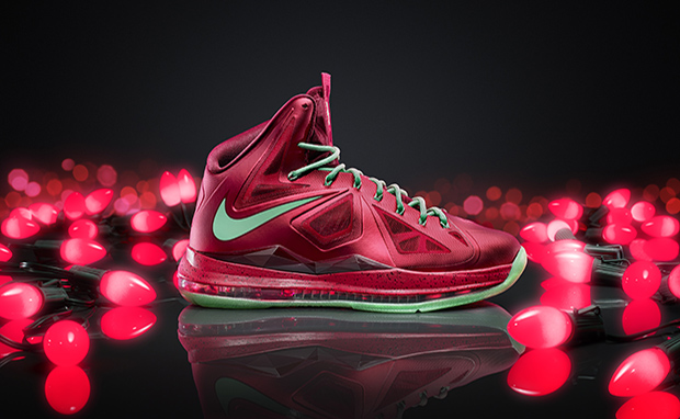 Nike LeBron 10 Christmas